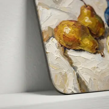 Still Life Plate Set, close-up of the finish